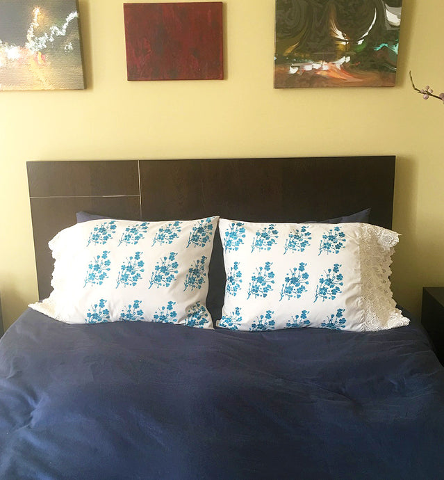 DIY Project: Give old Pillowcases new life with a Stenciled Design