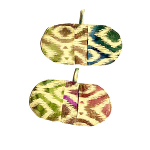 Mini Oven Mitts in Ikat Print Fabric, Set of 2